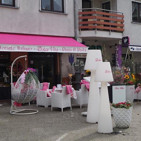Flamingo Studio Apartments 미엥지즈드로예 외부 사진